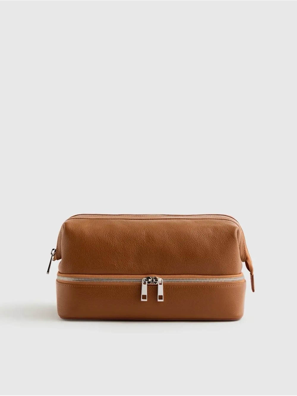 Quince Brown Leather Men’s Toiletry Bag